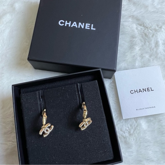 Chanel earrings - Picture 2 of 6